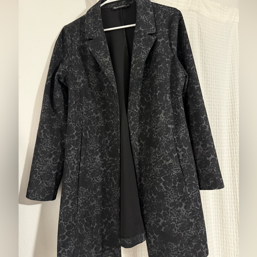Elegant Black Patterned Women's Coat